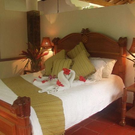 Ian Andersons Caves Branch Jungle Lodge Belmopan Eksteriør bilde