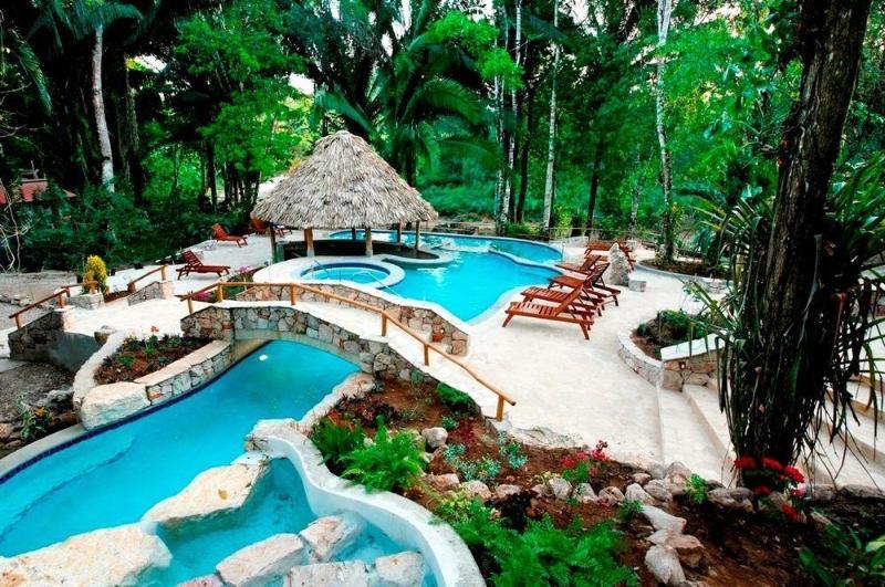 Ian Andersons Caves Branch Jungle Lodge Belmopan Eksteriør bilde